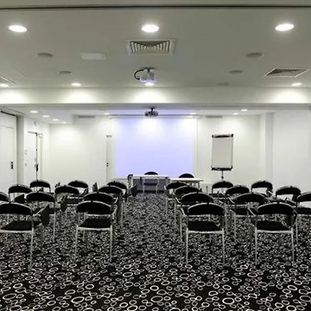 Kyriad Prestige Perpignan Centre del Mon 