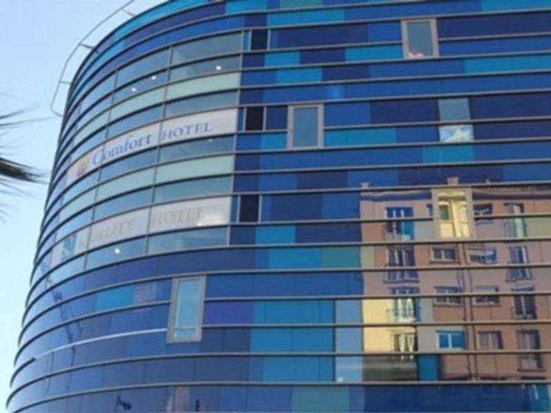 Kyriad Prestige Perpignan Centre del Mon 4*